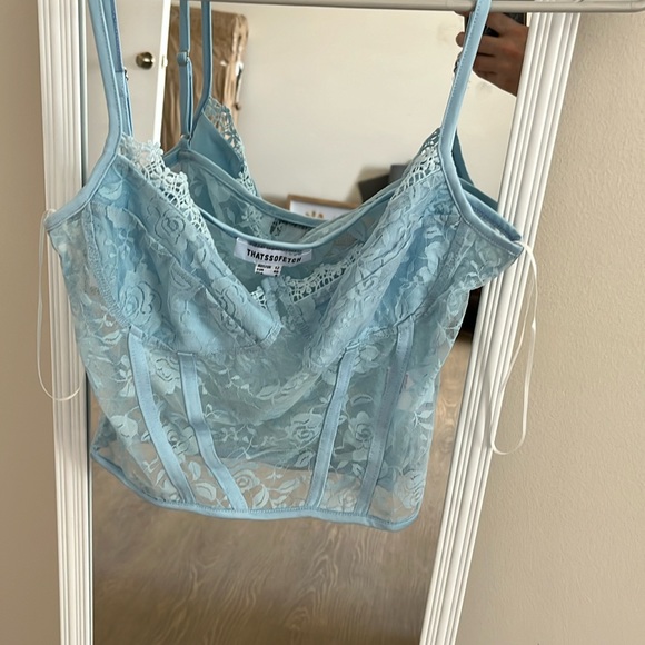 Thatsofetch women’s blue crop top - Picture 2 of 3